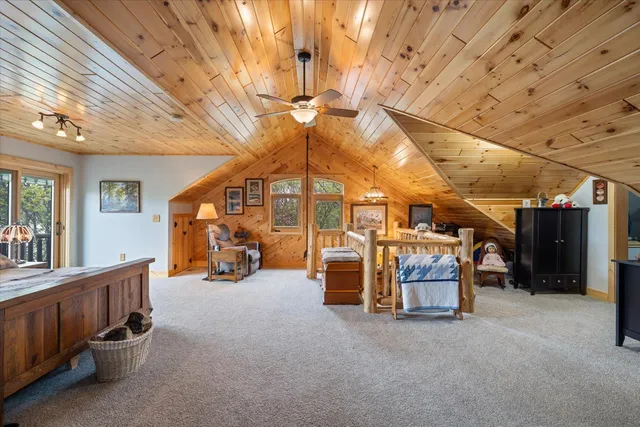 $1,240,000 | 1920 Highway 11, International Falls, MN 56649