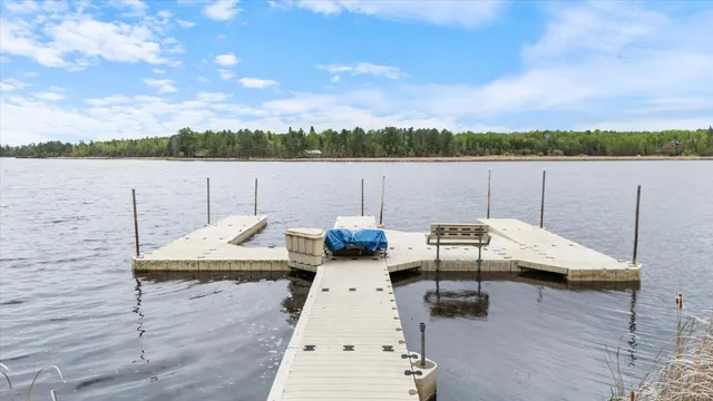 $1,240,000 | 1920 Highway 11, International Falls, MN 56649