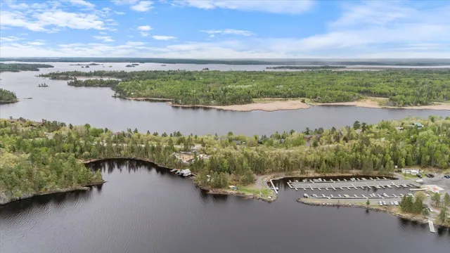 $1,240,000 | 1920 Highway 11, International Falls, MN 56649