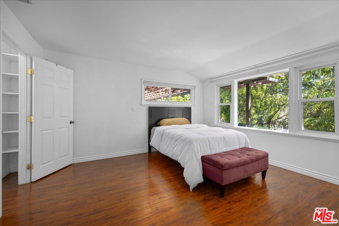 6867 Apperson Street Tujunga, CA 91042 - Photo 22 of 54
