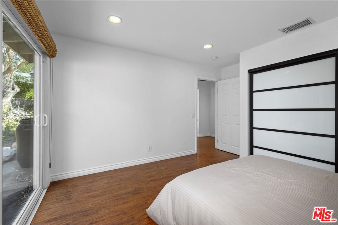 6867 Apperson Street Tujunga, CA 91042 - Photo 25 of 54