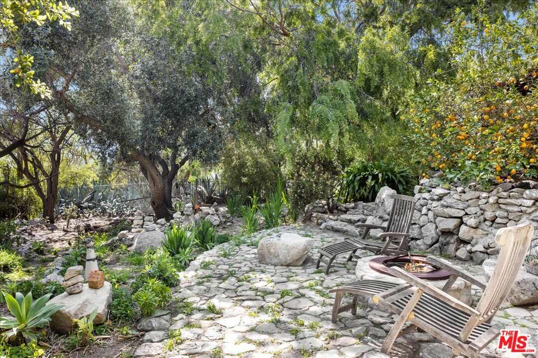 6867 Apperson Street Tujunga, CA 91042 - Photo 35 of 54