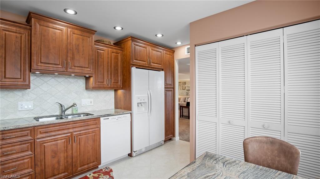 221 Quails Nest Road, Unit 4 Naples, FL 34112 - Photo 12 of 35 Gallery Image 12