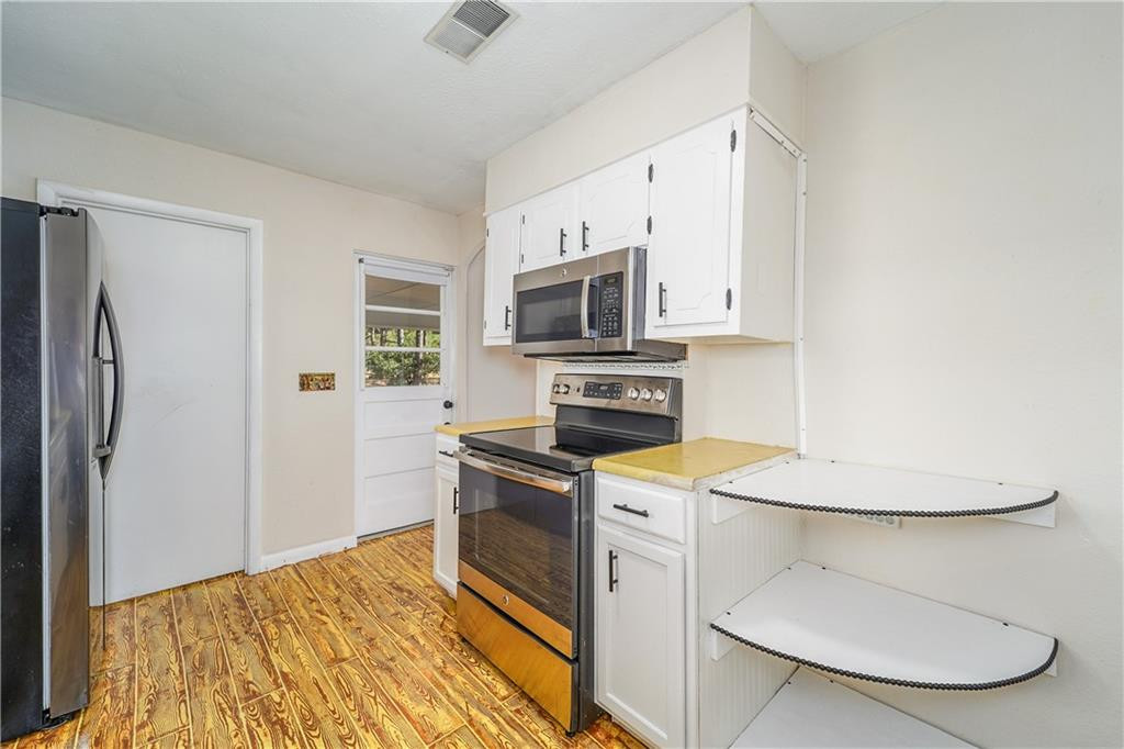 4768 Lovett Road Waycross, GA 31503 - Photo 13 of 36 Photo 13