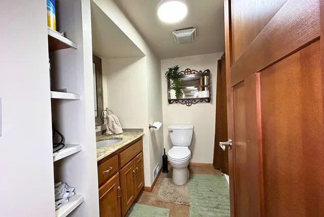 $289,900 | 918 Grognet Street, Green Bay, WI 54302