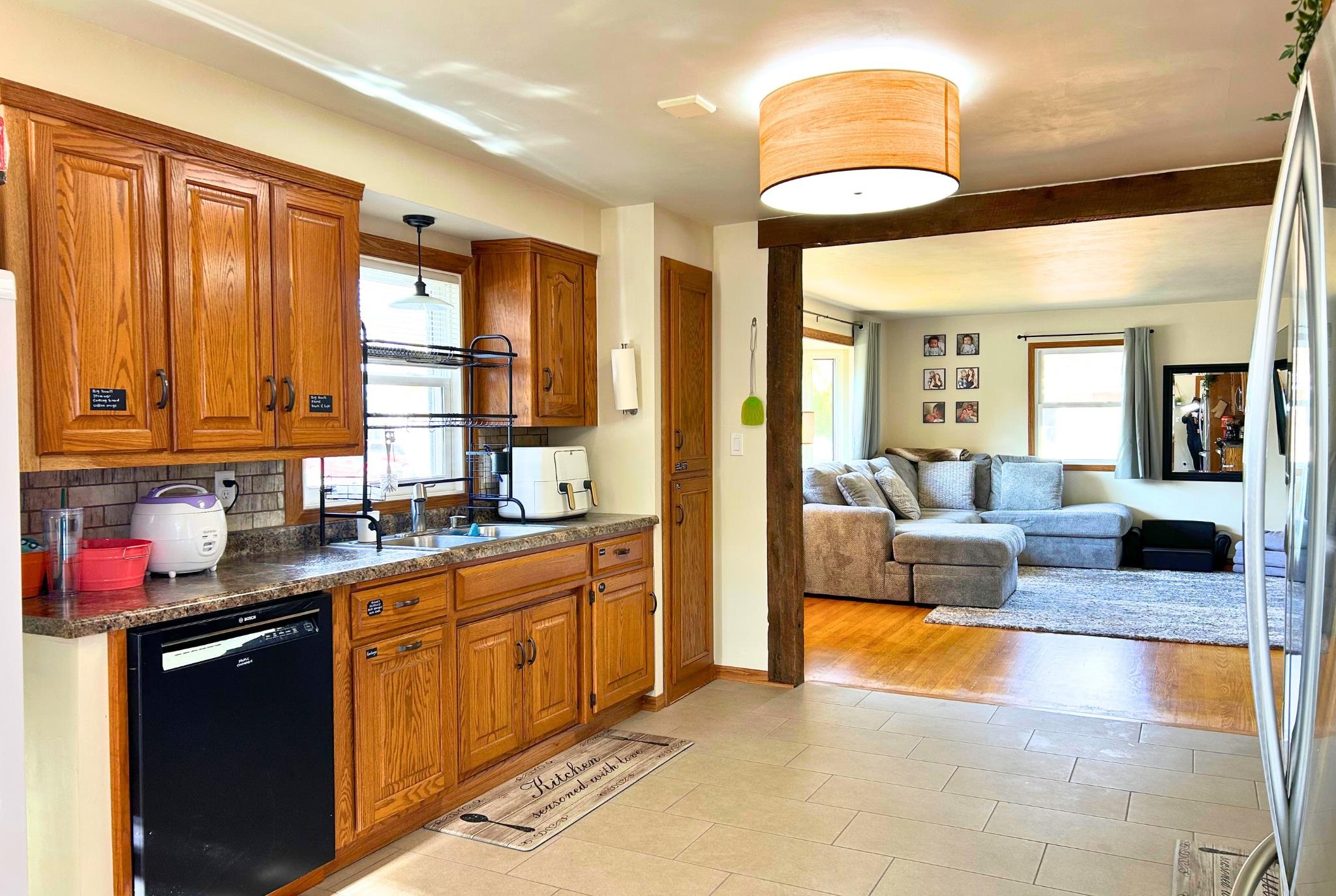 918 Grognet Street Green Bay, WI 54302 - Photo 4 of 30