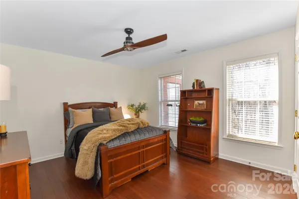 $870,000 | 8127 Grahamson Lane, Charlotte, NC 28269