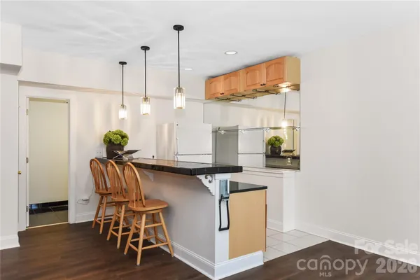 $870,000 | 8127 Grahamson Lane, Charlotte, NC 28269