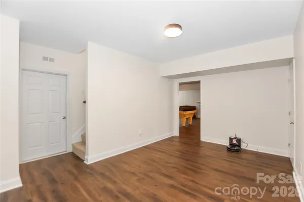 $870,000 | 8127 Grahamson Lane, Charlotte, NC 28269