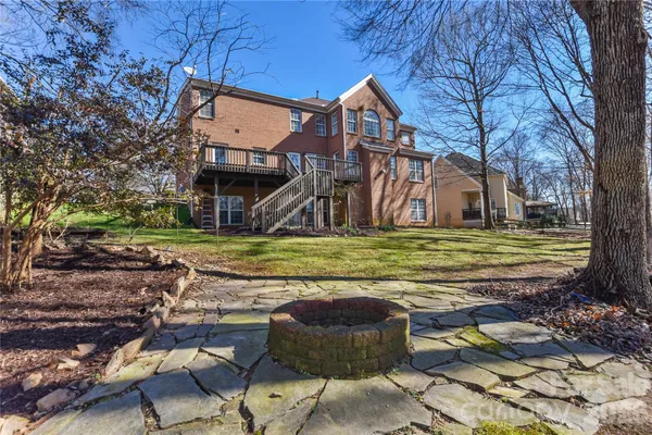 $870,000 | 8127 Grahamson Lane, Charlotte, NC 28269