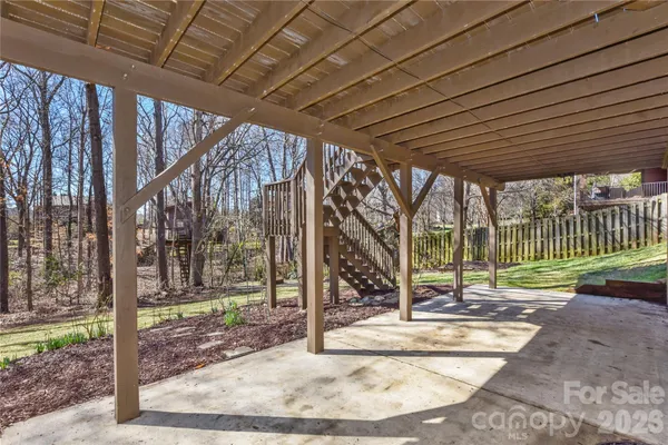 $870,000 | 8127 Grahamson Lane, Charlotte, NC 28269