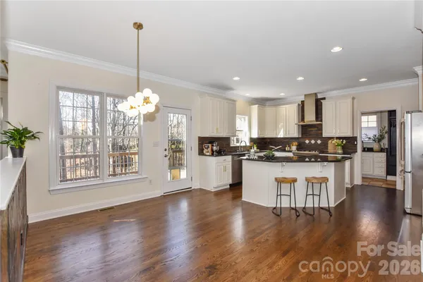 $870,000 | 8127 Grahamson Lane, Charlotte, NC 28269