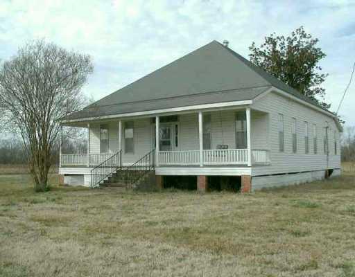 430 Browns Bend Road Alexandria, LA 71303 - Photo 1 of 9 Gallery Image 1
