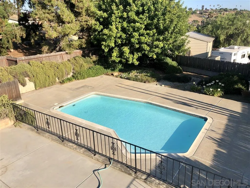 705 Berkeley Way Vista, CA 92084 - Photo 23 of 25 Gallery Image 23