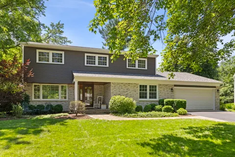 $799,000 | 26W257 Blackhawk Drive, Wheaton, IL 60189