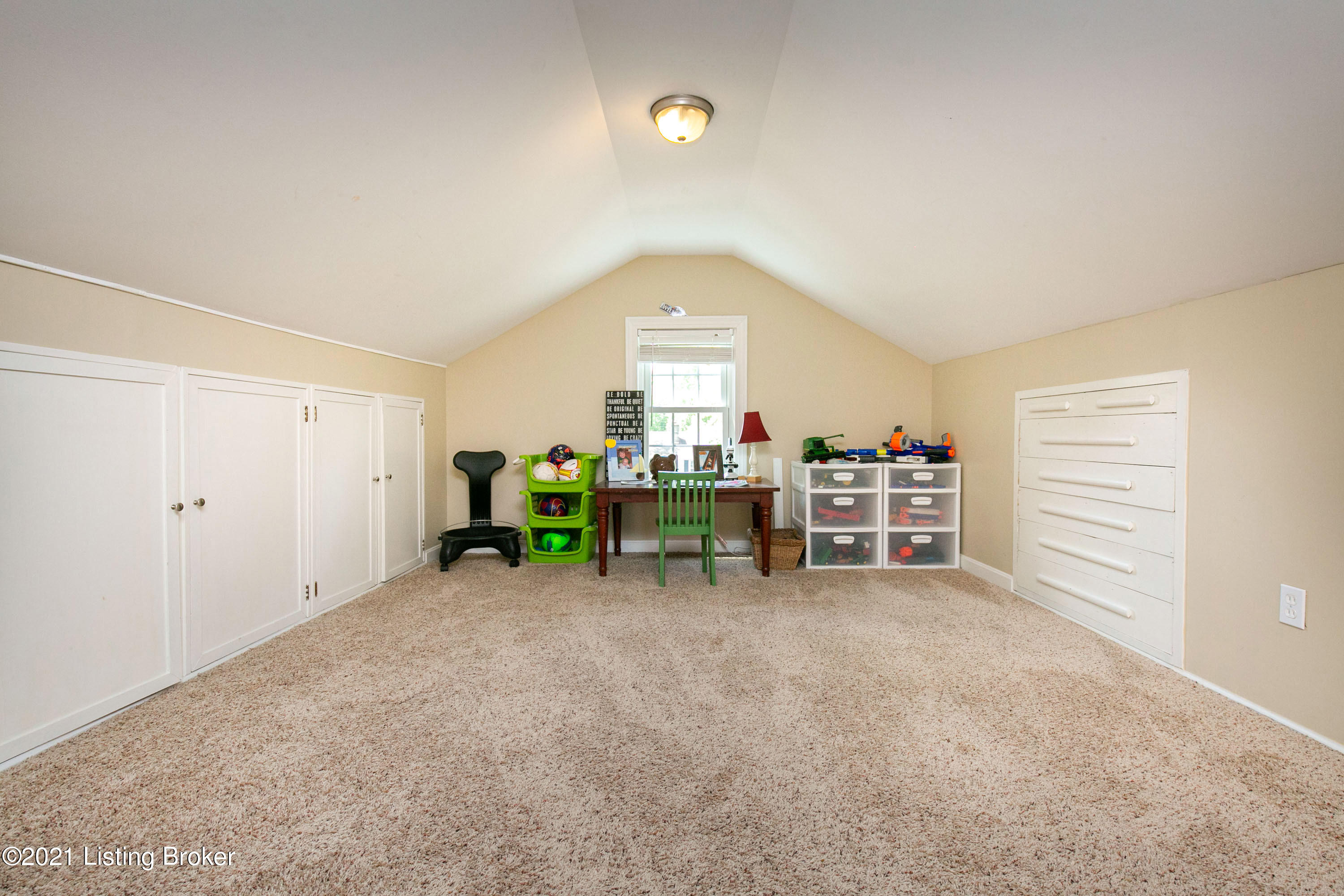 209 Sage Road Louisville, KY 40207 - Photo 22 of 34 _REP5028