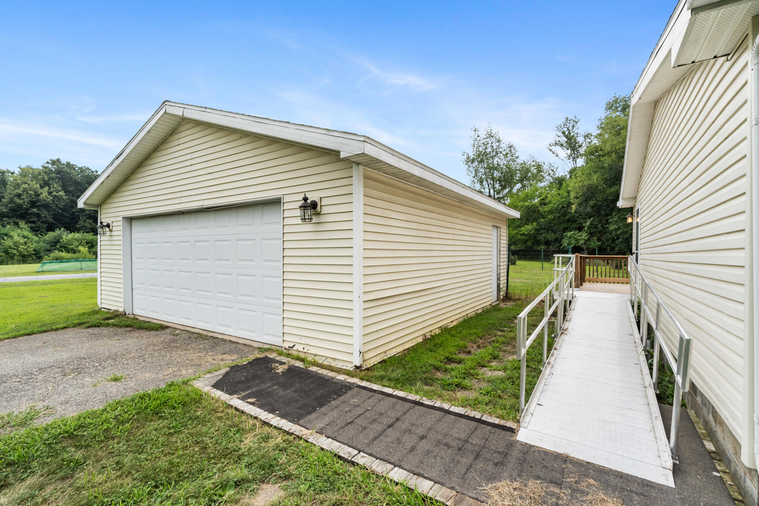 2615 Chapel Road Parma, MI 49269 - Photo 4 of 45 2615 Chapel Rd, Parma, MI 49269