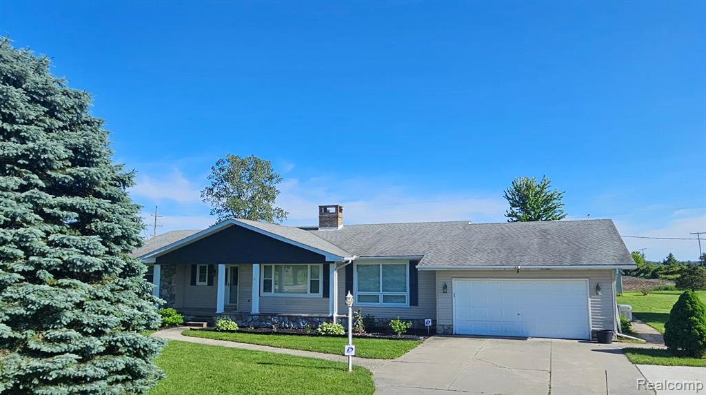 9233 Smiths Creek Road Goodells, MI 48027 - Photo 4 of 47 Gallery Image 4