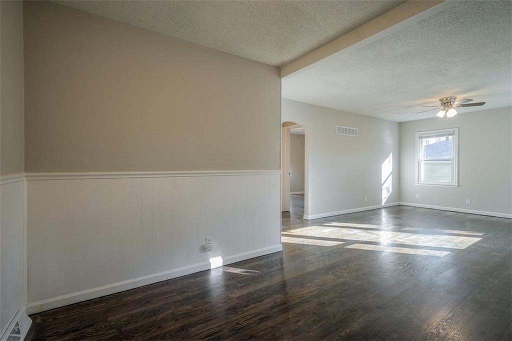 5405 Woodson Road Raytown, MO 64133 - Photo 6 of 27 Gallery Image 6