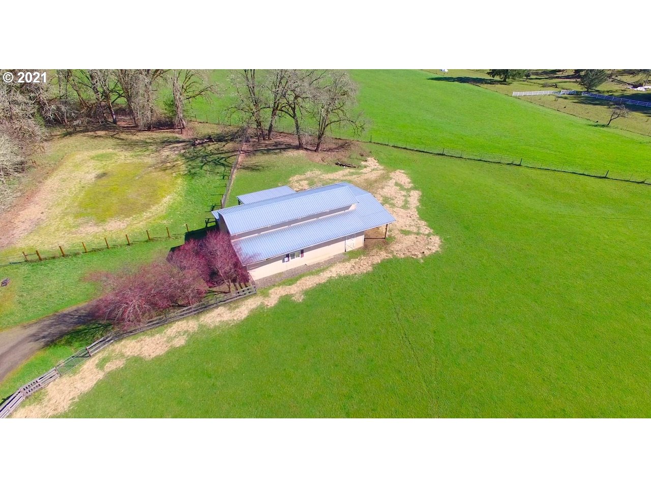 3268 Doerner Road Roseburg, OR 97471 - Photo 23 of 31 Gallery Image 23