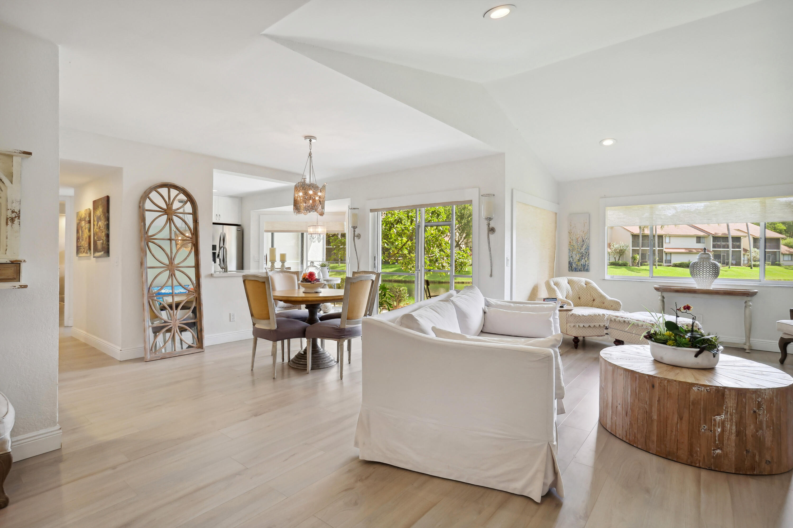 5631 Coach House Circle, Unit D Boca Raton, FL 33486 - Photo 1 of 17 Living-Dining 2
