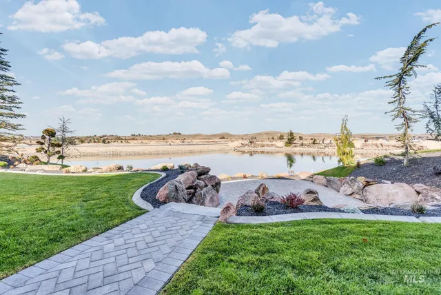 $1,899,990 | 3537 North Harvest Moon Way, Eagle, ID 83616