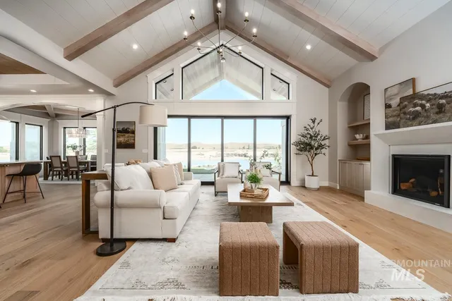 $1,899,990 | 3537 North Harvest Moon Way, Eagle, ID 83616