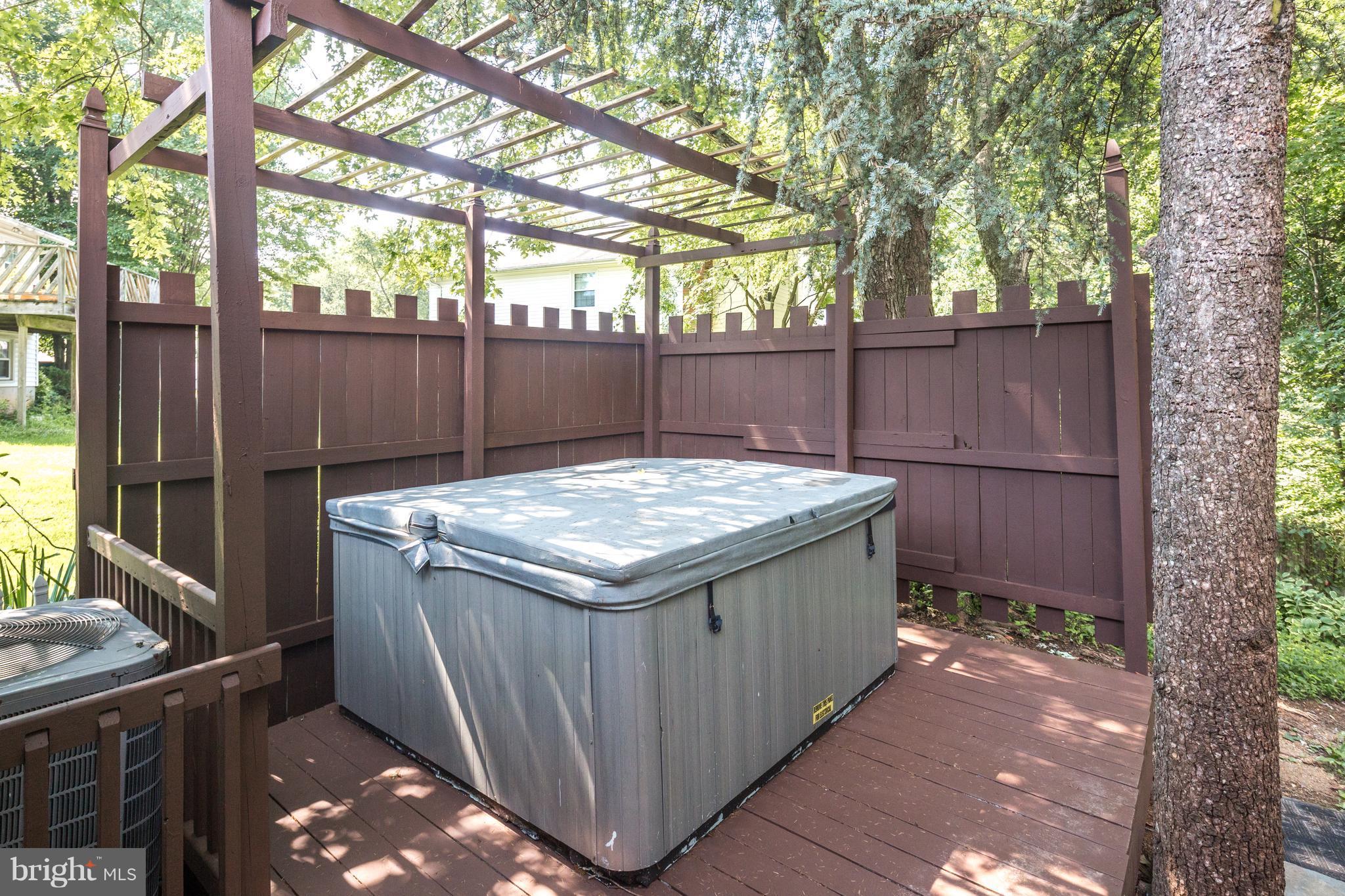 8903 Arley Drive Springfield, VA 22153 - Photo 29 of 30 Exterior (Rear)