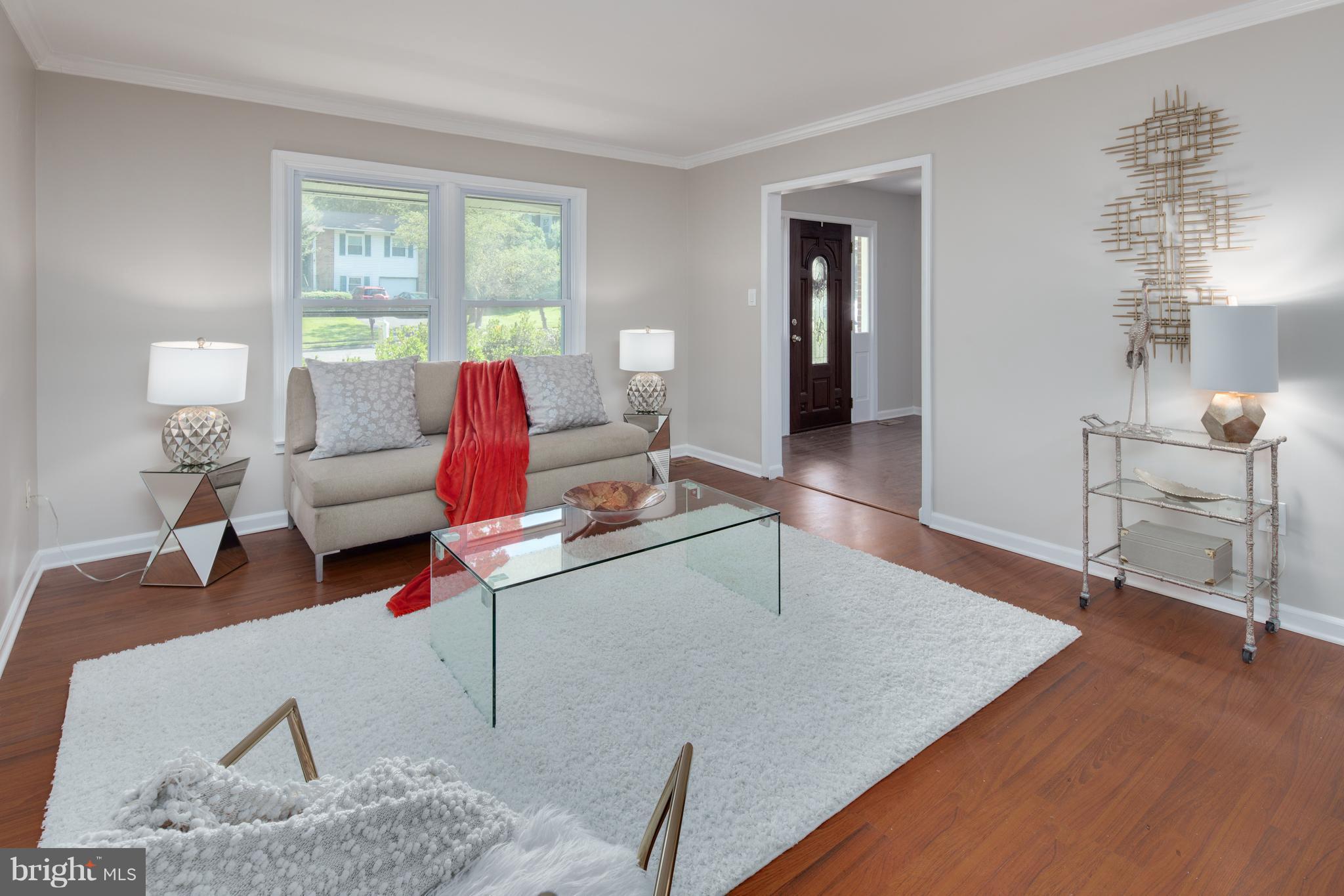 8903 Arley Drive Springfield, VA 22153 - Photo 4 of 30 Living Room
