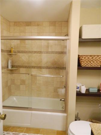 4 Edgehill Road Swampscott, MA 01907 - Photo 11 of 16 Gallery Image 11