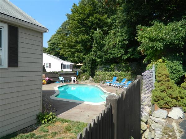 4 Edgehill Road Swampscott, MA 01907 - Photo 2 of 16 Gallery Image 2