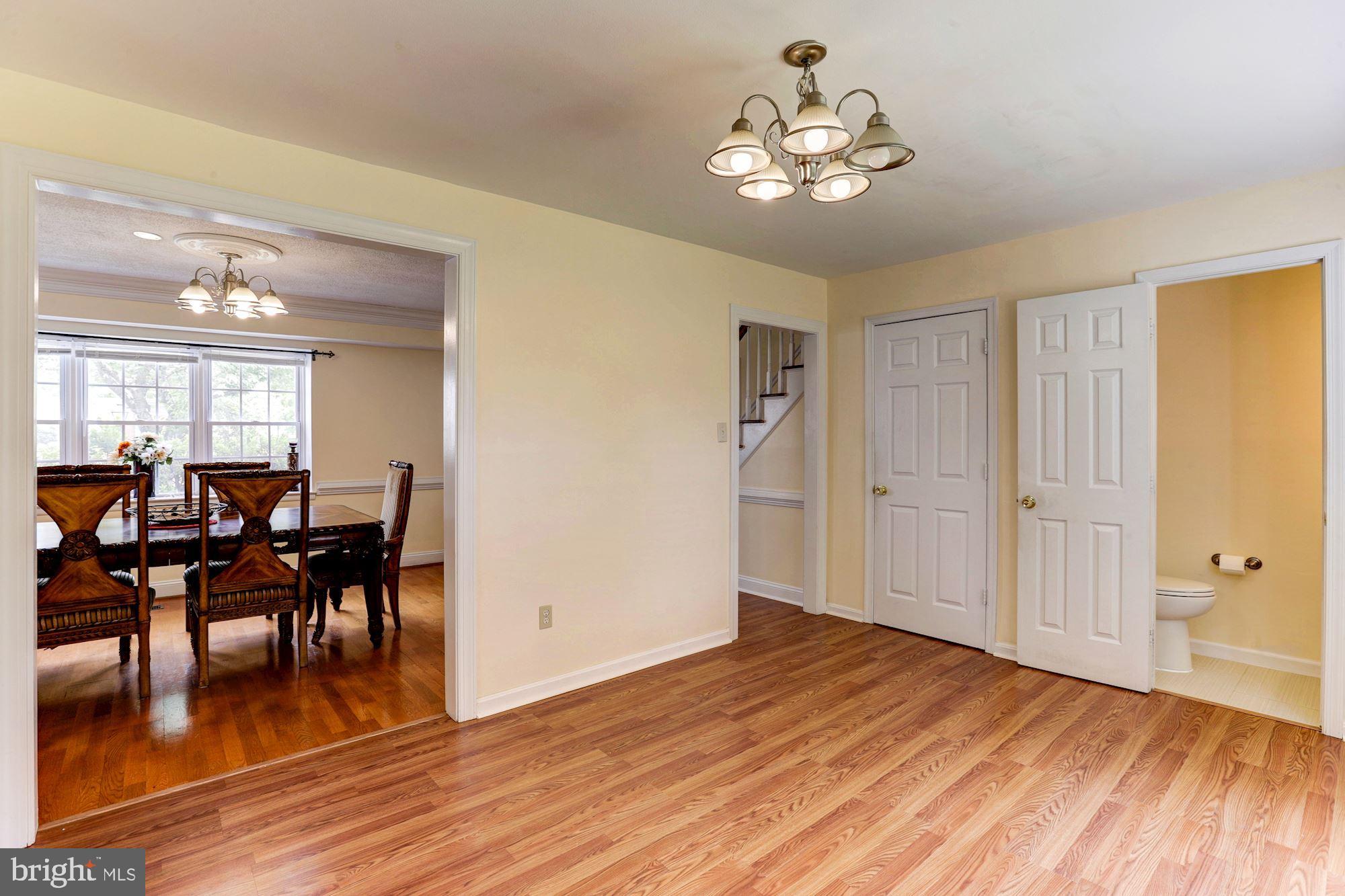 13231 Poplar Tree Road Fairfax, VA 22033 - Photo 13 of 32 Gallery Image 13