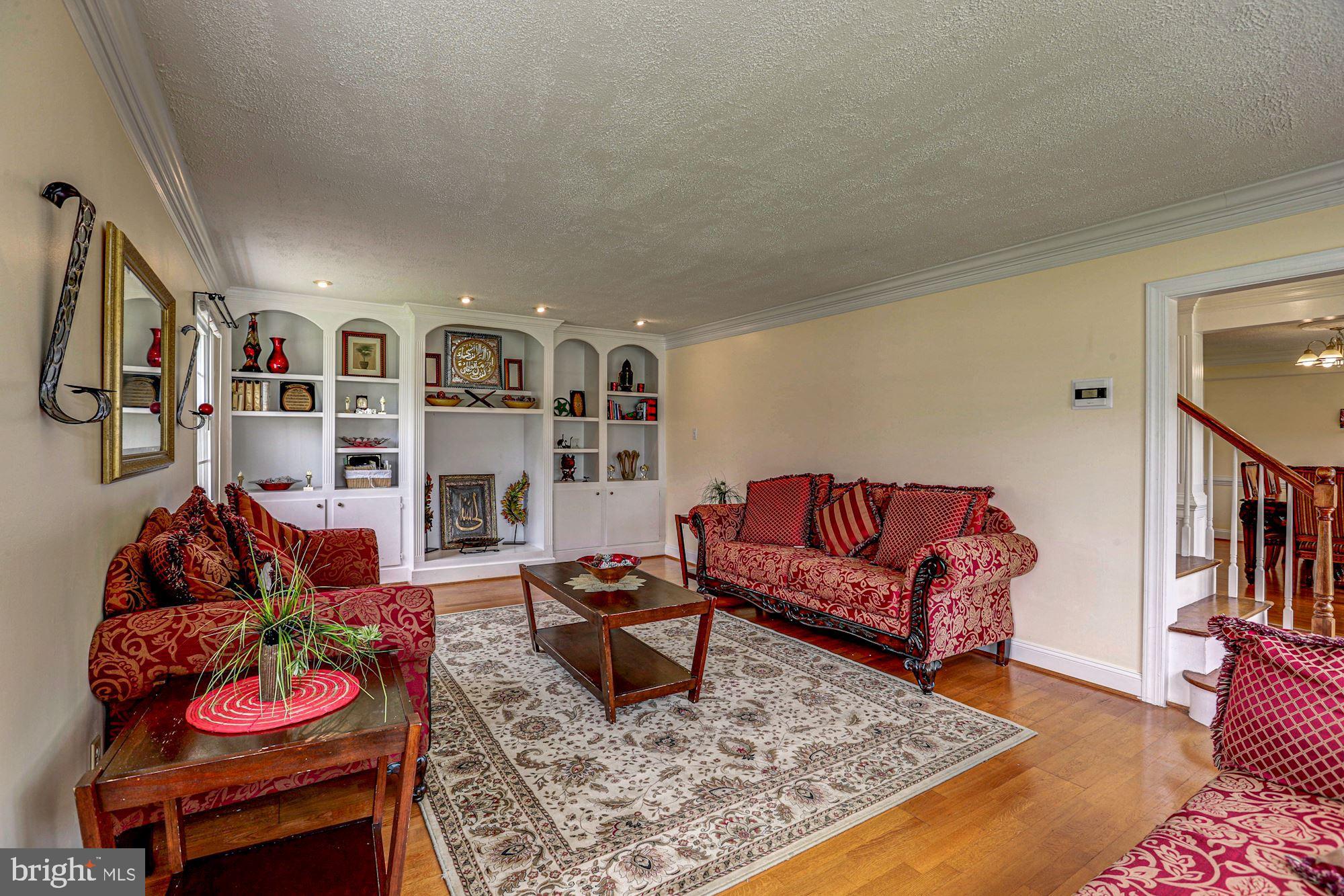 13231 Poplar Tree Road Fairfax, VA 22033 - Photo 9 of 32 Gallery Image 9
