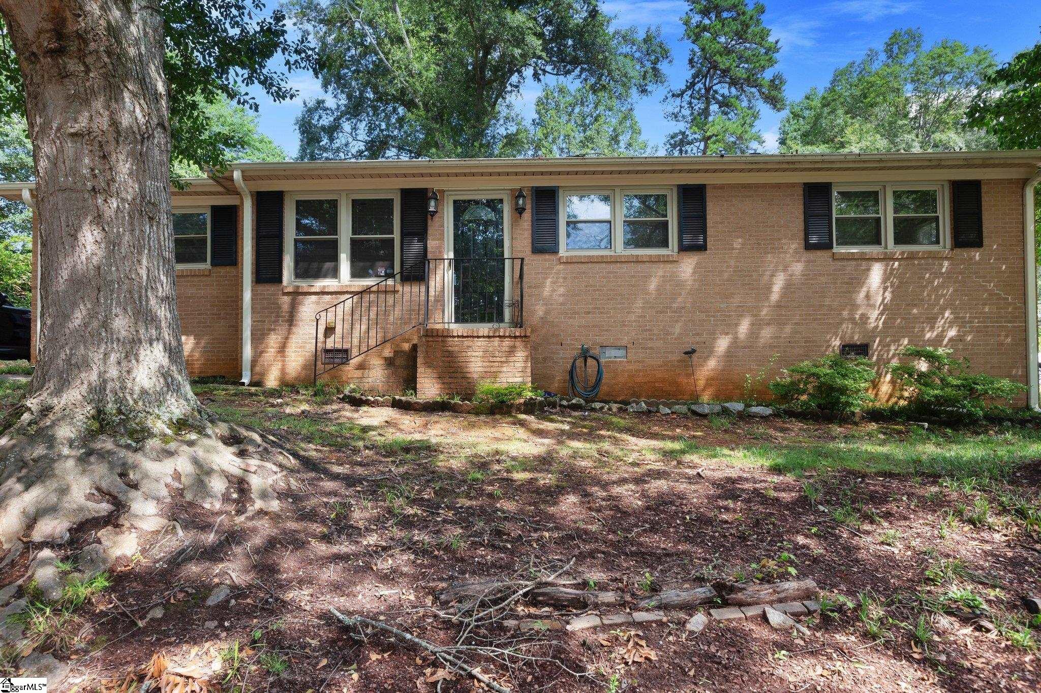 204 Capewood Road Simpsonville, SC 29680 - Photo 1 of 21 Gallery Image 1