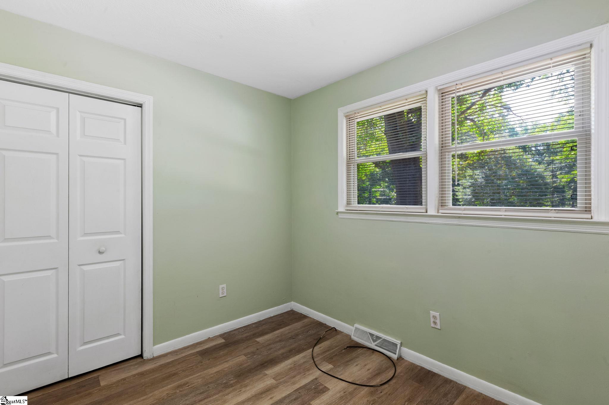 204 Capewood Road Simpsonville, SC 29680 - Photo 9 of 21 Gallery Image 9