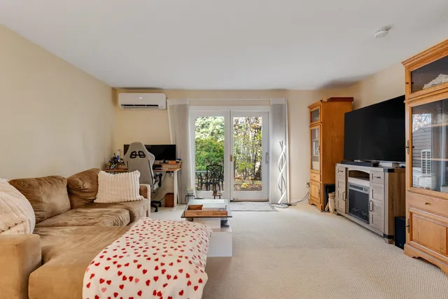 $299,000 | 24 Hayes Avenue, South Burlington, VT 05403