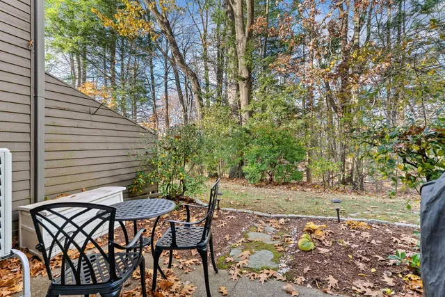 $299,000 | 24 Hayes Avenue, South Burlington, VT 05403