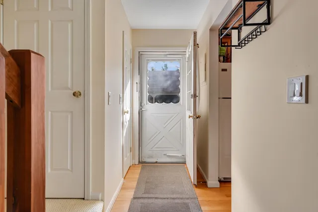 $299,000 | 24 Hayes Avenue, South Burlington, VT 05403