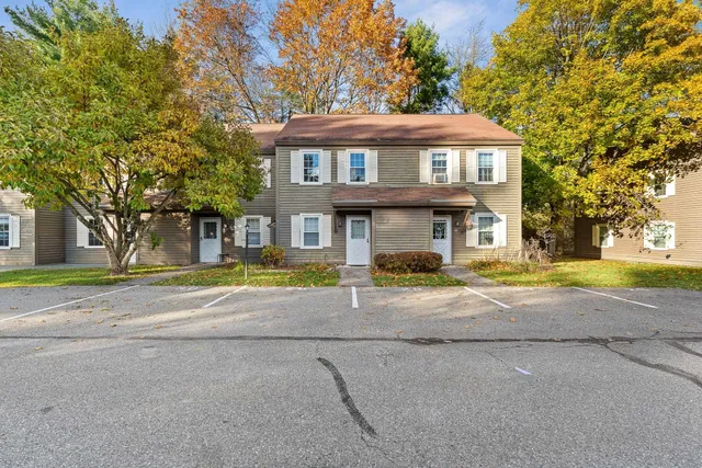 $299,000 | 24 Hayes Avenue, South Burlington, VT 05403