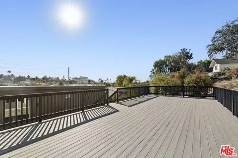 $739,000 | 919 1/2 North Benton Way, Los Angeles, CA 90026