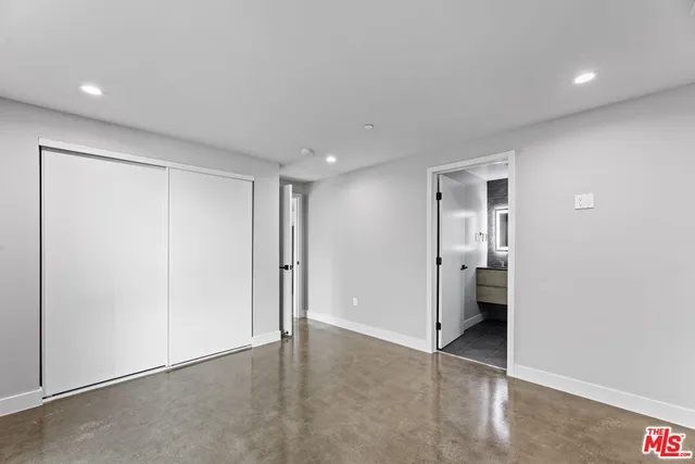 $739,000 | 919 1/2 North Benton Way, Los Angeles, CA 90026