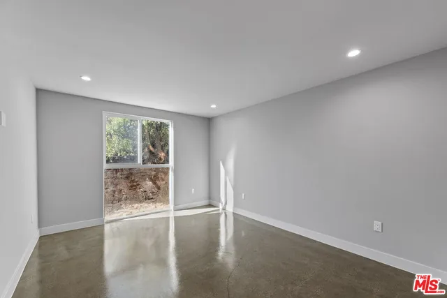 $739,000 | 919 1/2 North Benton Way, Los Angeles, CA 90026