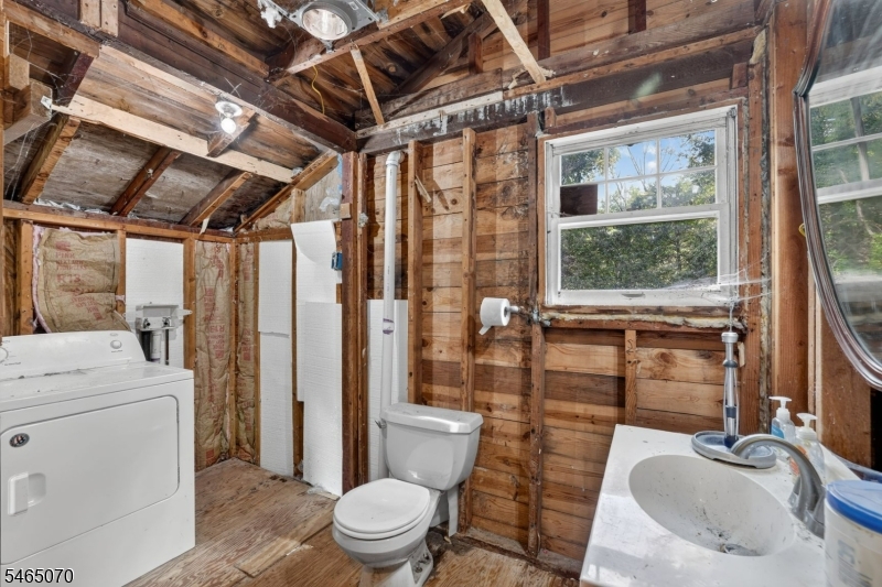 48 Lebanon Road West Milford, NJ 07421 - Photo 15 of 34 Gallery Image 15