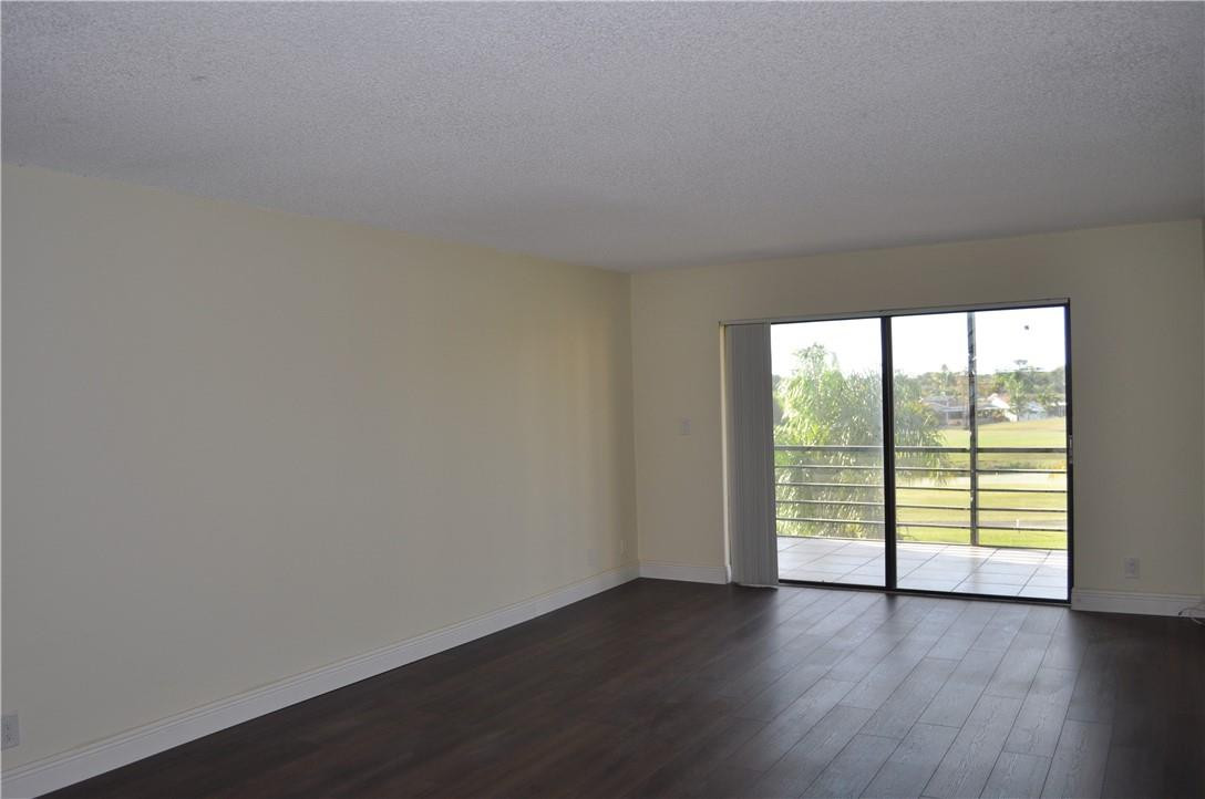 9355 Southwest 8th Street, Unit 302 Boca Raton, FL 33428 - Photo 4 of 21 Photo 4