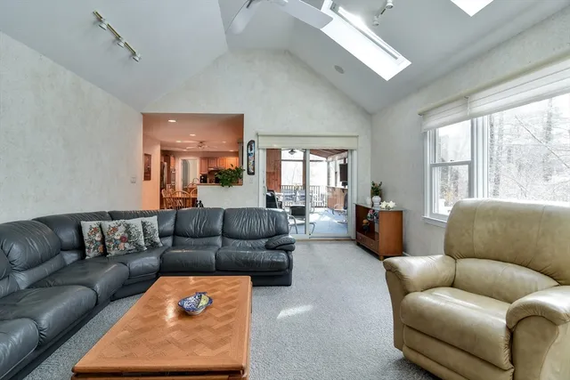 $1,600,000 | 10 Sundance Way, Natick, MA 01760