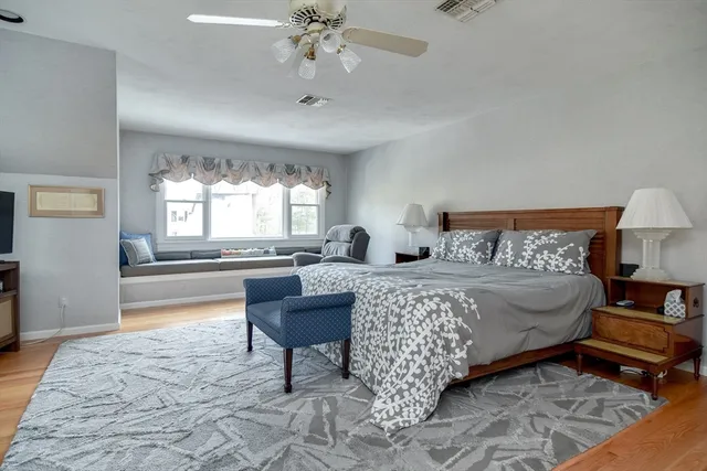 $1,600,000 | 10 Sundance Way, Natick, MA 01760