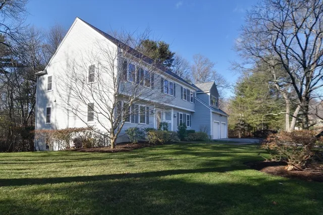 $1,600,000 | 10 Sundance Way, Natick, MA 01760