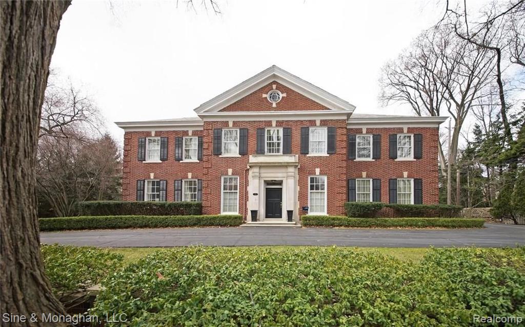 175 Ridge Road Grosse Pointe Farms, MI 48236 - Photo 1 of 30