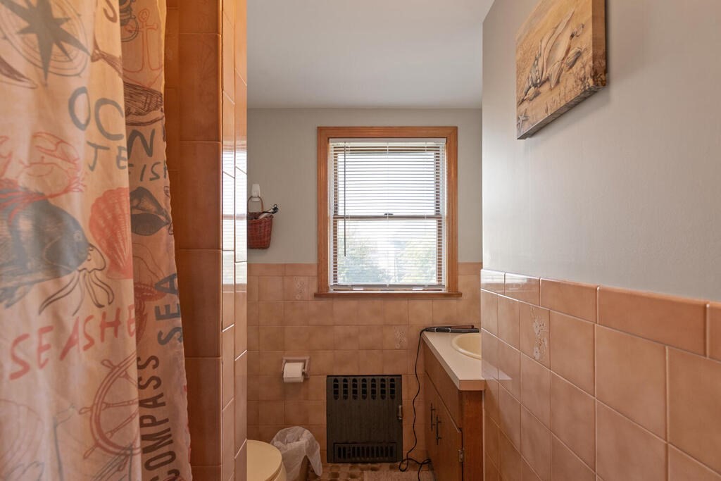 11 Upland Road Everett, MA 02149 - Photo 28 of 28 Gallery Image 28