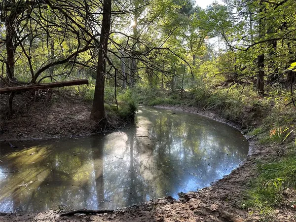 $597,000 | 195 St Arthur City Tx 75411, Arthur City, TX 75411